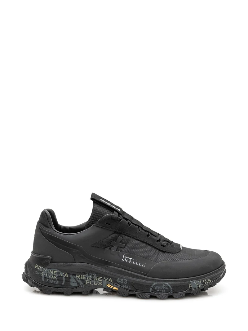 Sneakers con Suola Scolpita