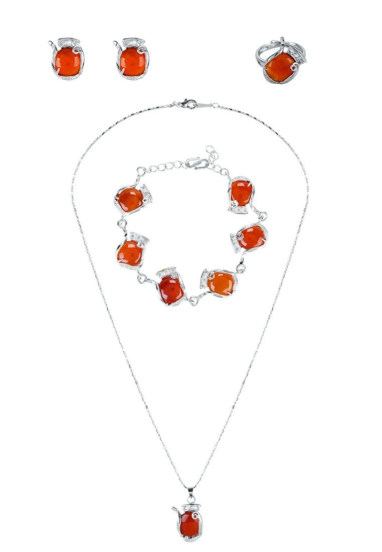 Orange Choker