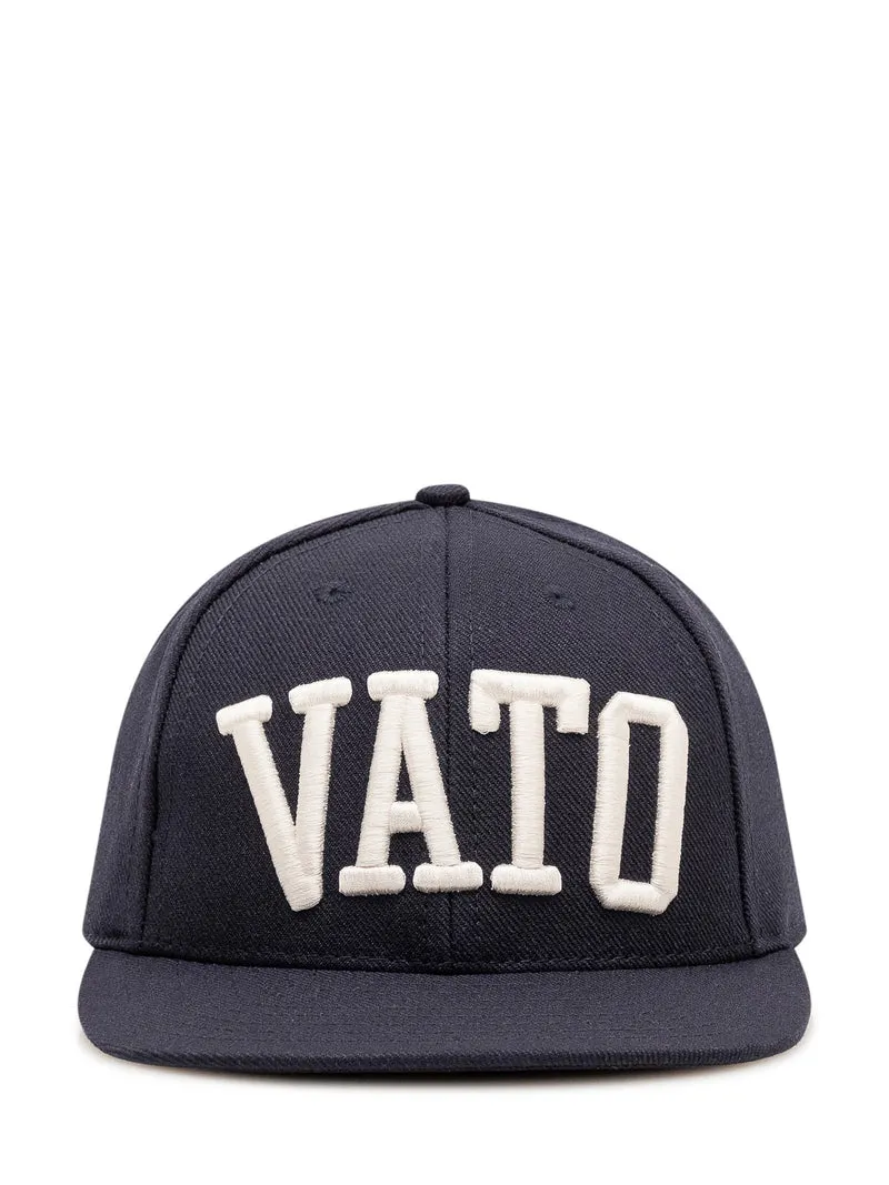 Cappellino Vato con Ricamo in Rilievo