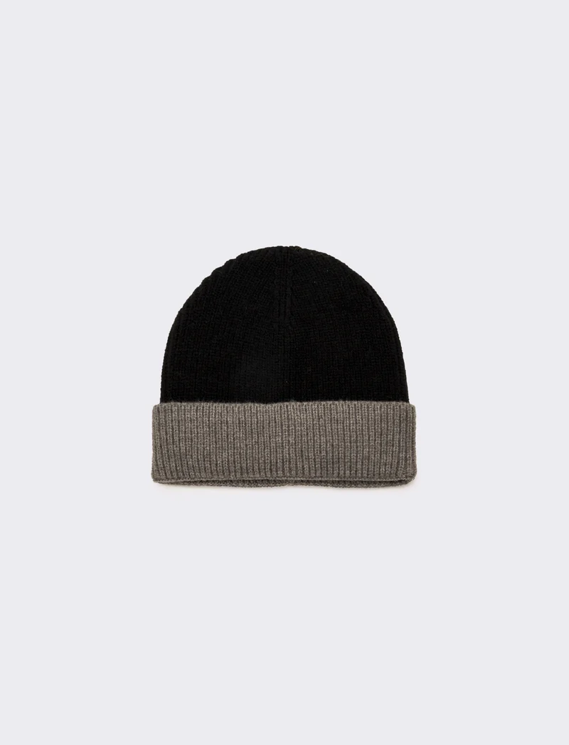 Cappello con risvolto bicolor uomo - Nero