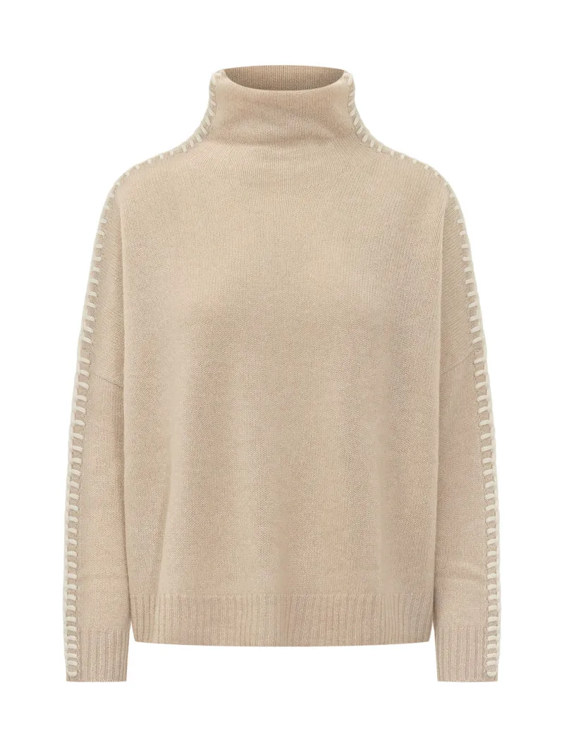 Maglia Thea a Collo Alto con Cuciture Decorative