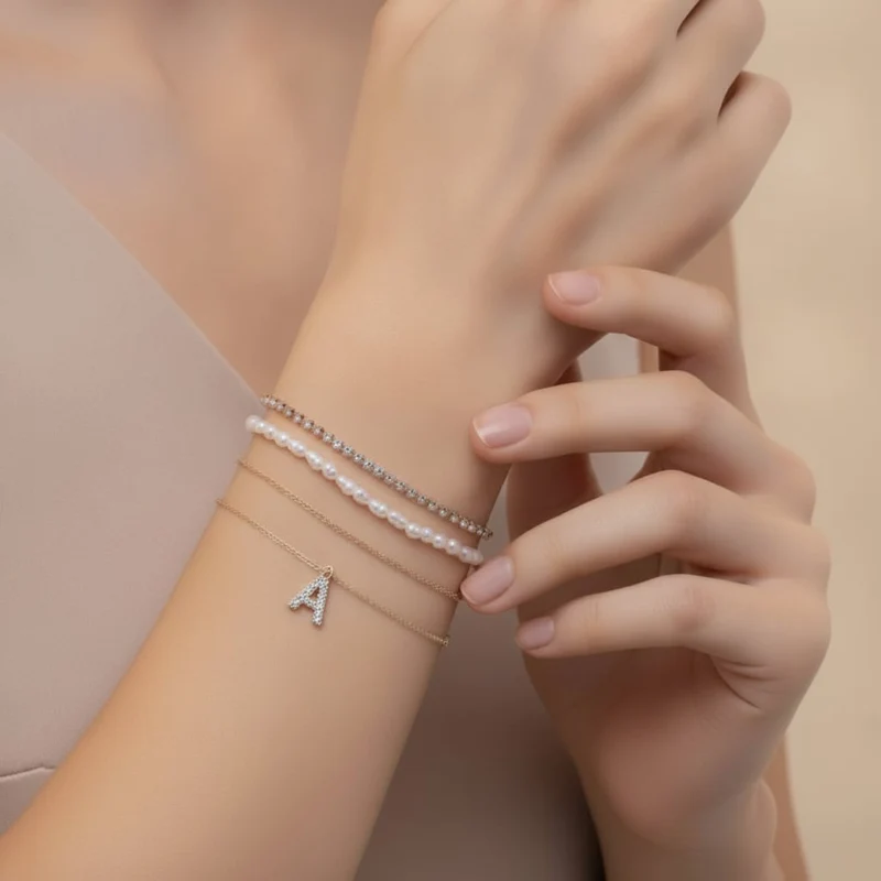 Bracciali Lettera con Strass Eleganti - var 1