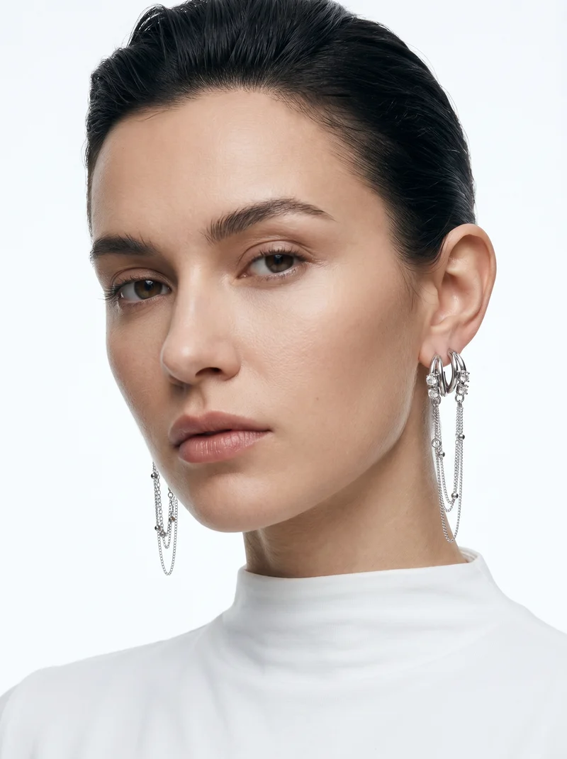 Orecchini cerchi con catenine pendenti - Argento