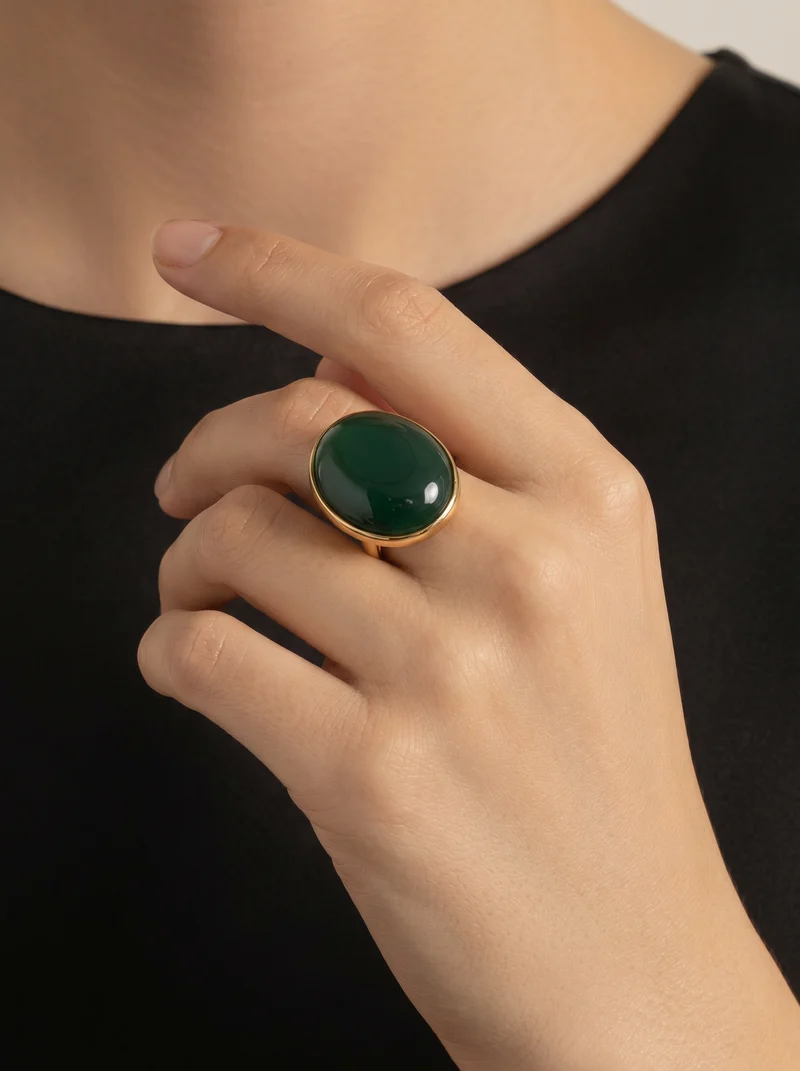 Anello elastico con pietra ovale - Verde
