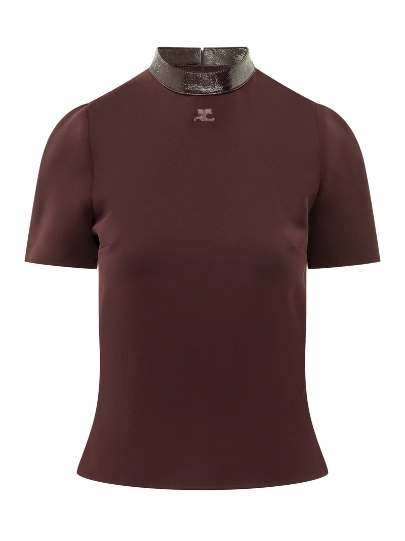 Top a Maniche Corte con Collo Alto