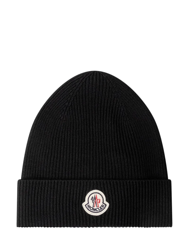 Berretto a Coste con Risvolto e Patch Logo Frontale