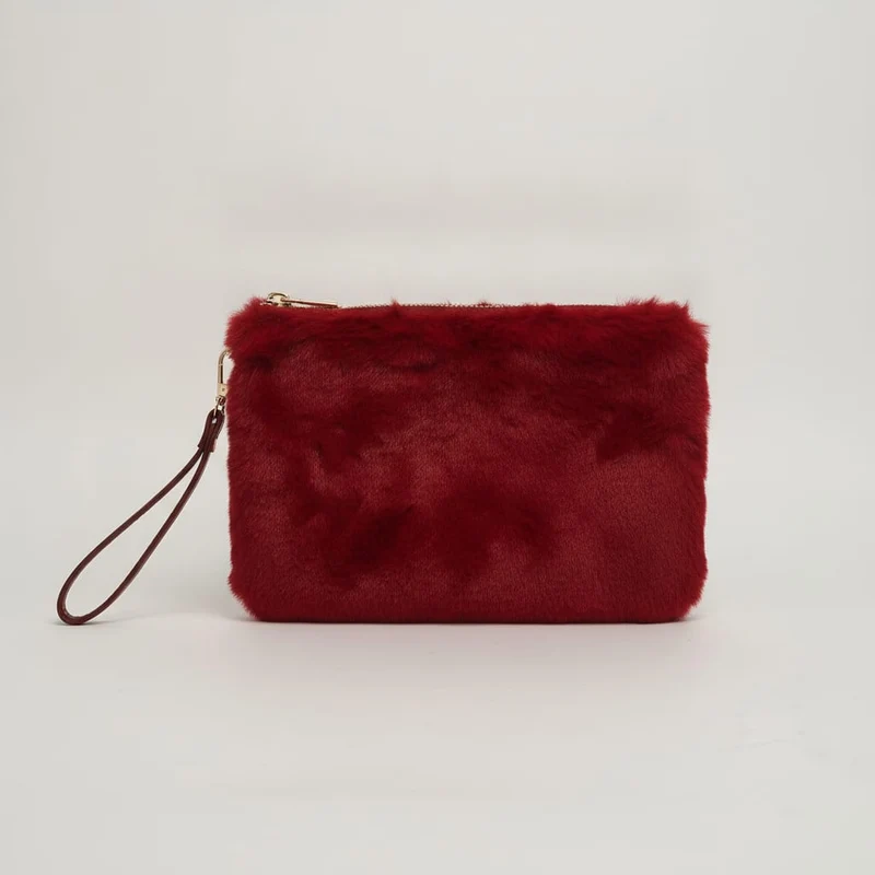 Pochette in finta pelliccia con maniglia - Bordeaux