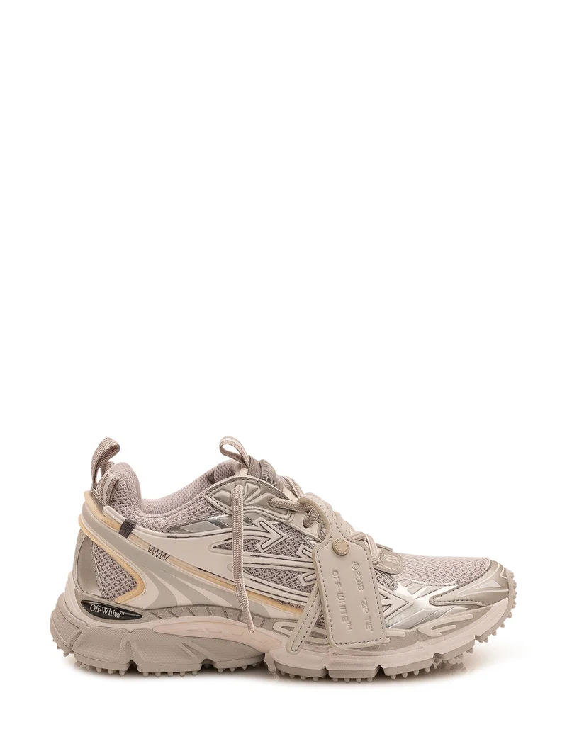 Sneaker Be Right Back