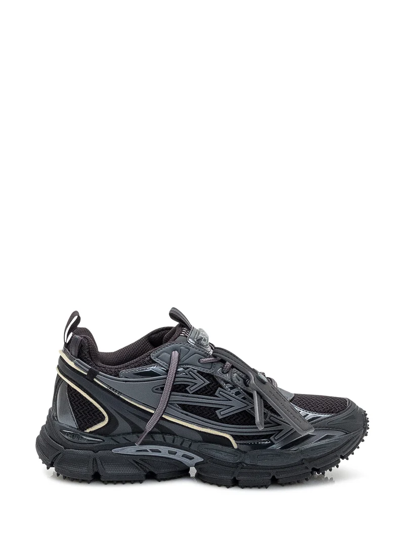 Sneaker Be Right Back