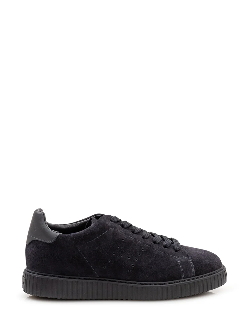 Sneakers H677