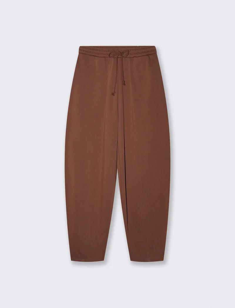 Pantalone basico con vita arricciata - Marrone cioccolato