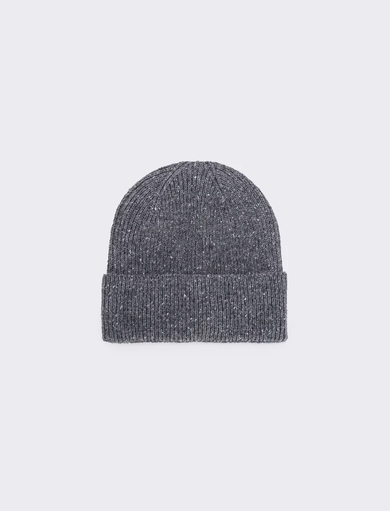 Cappello in maglia con risvolto elegante - Grigio
