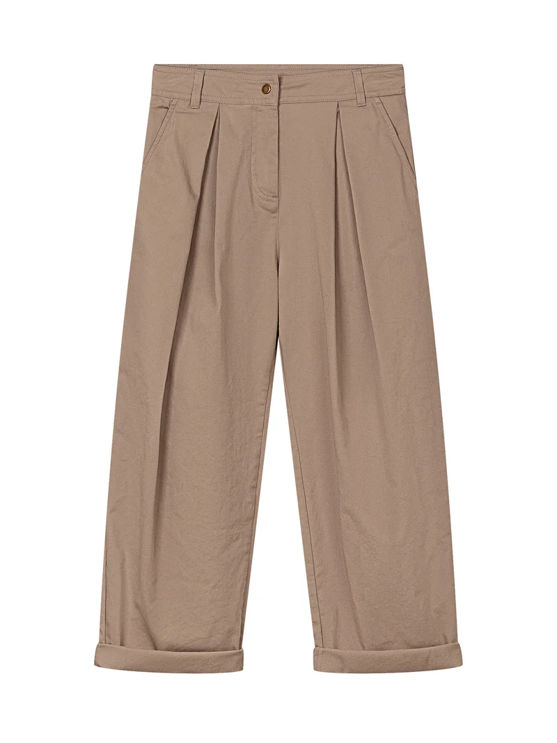 Pantaloni con Pinces e Risvolto