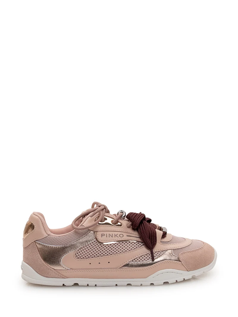 Sneaker in mesh e pelle con dettagli metallici