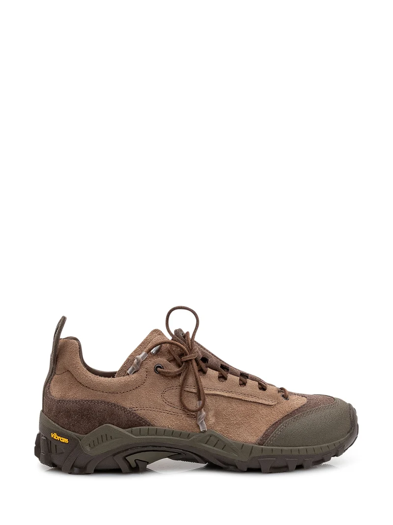 Sneakers Gabe in Pelle Scamosciata con Suola Vibram