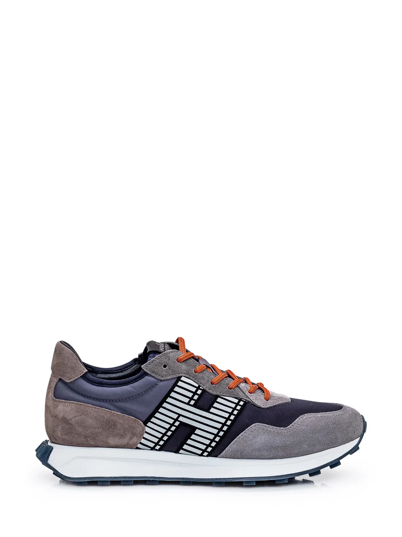 Sneaker H601