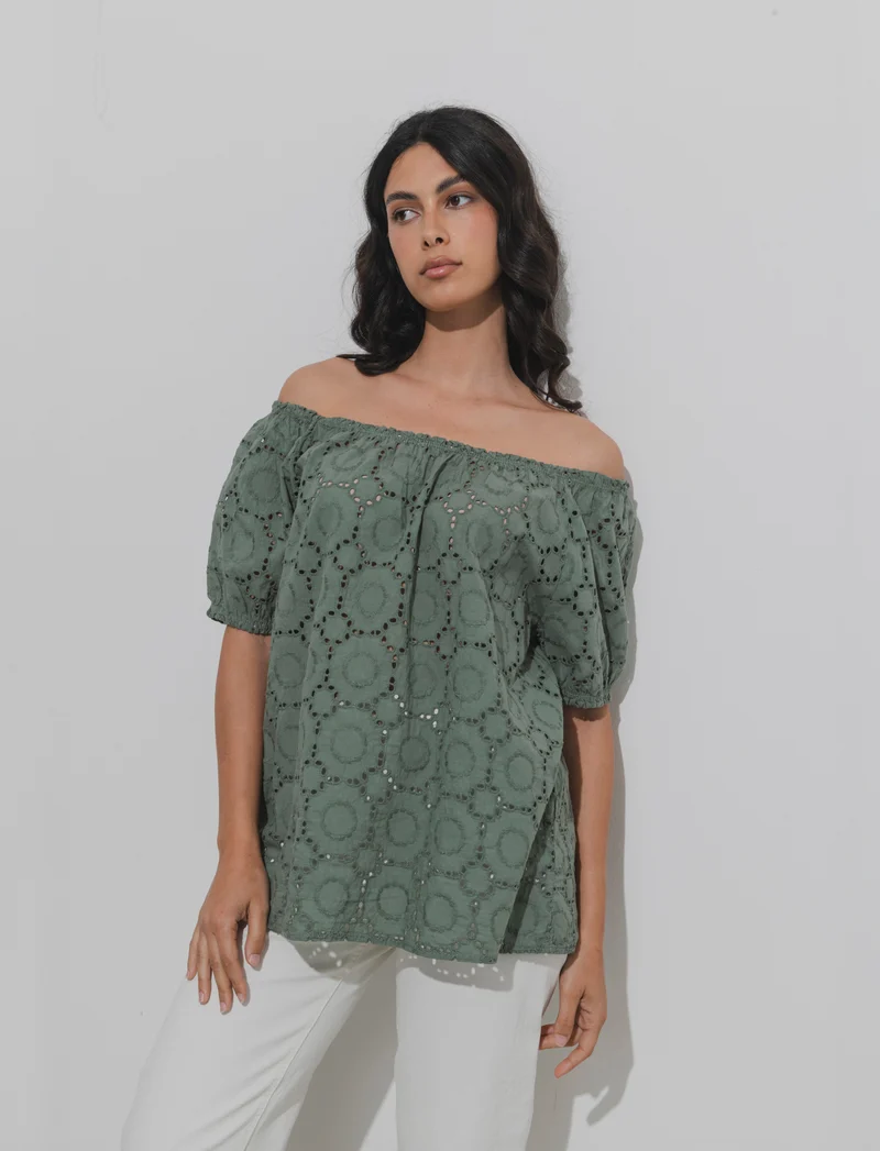 T-shirt in pizzo sangallo - Verde
