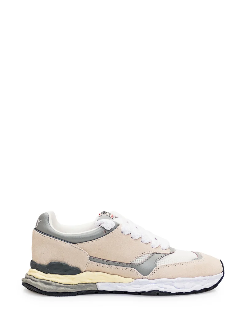 Sneaker George