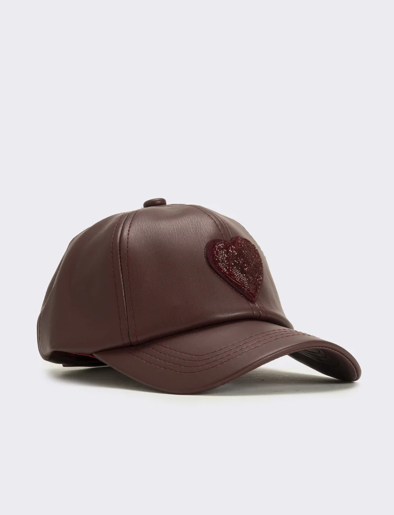 Cappello baseball in pvc con cuori - Bordeaux
