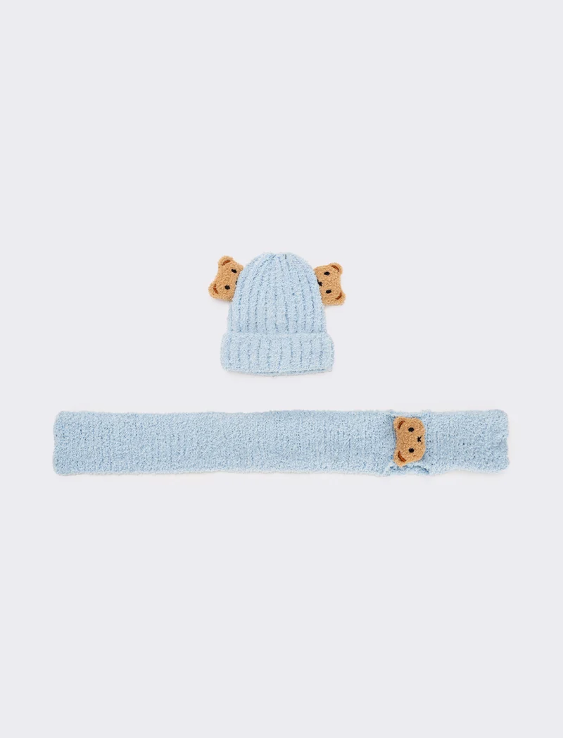 Set neonato cappello, sciarpa e cravatta con orsetto - Blu