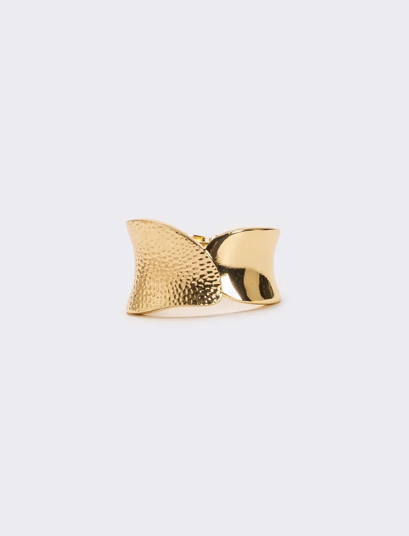 Bracciale rigido largo liscio e martellato - Oro