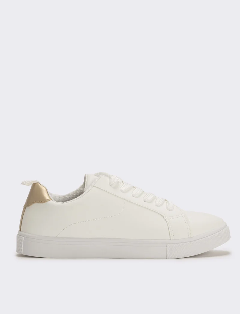 Sneakers bianche monocolore con platino - Bianco