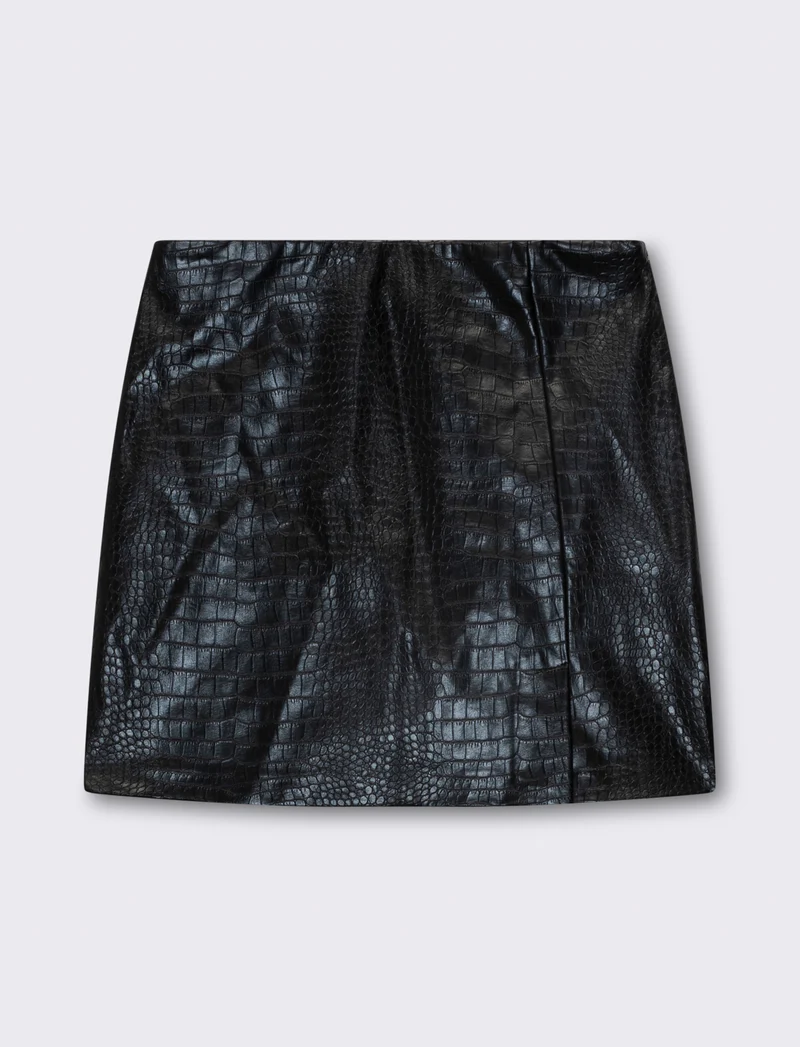 Minigonna in simil pelle da donna - var 1