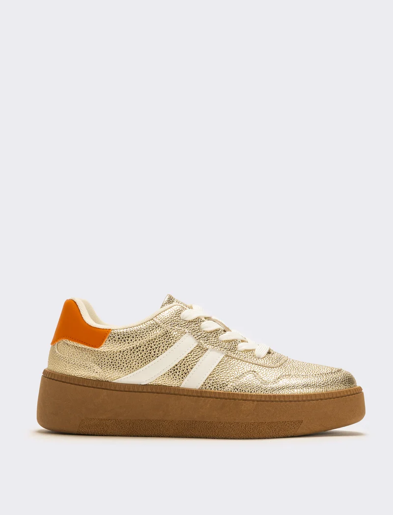 Sneakers con riporti a contrasto da donna - Oro