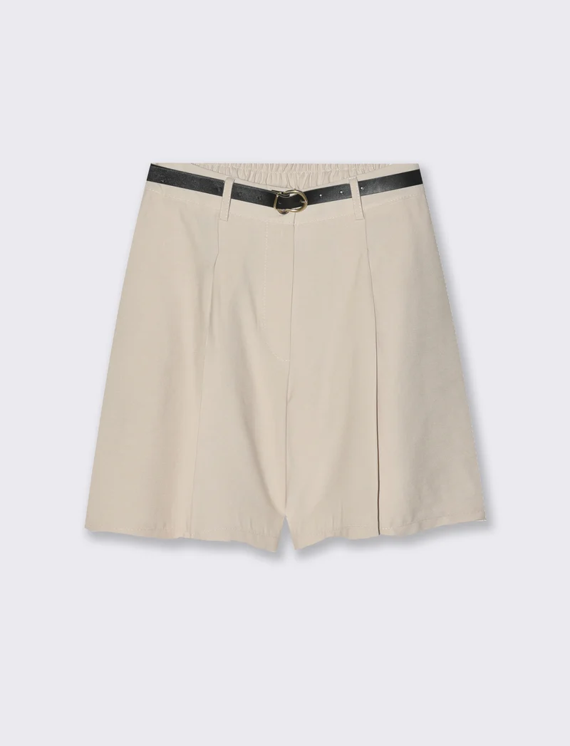 Short con cintura - Beige