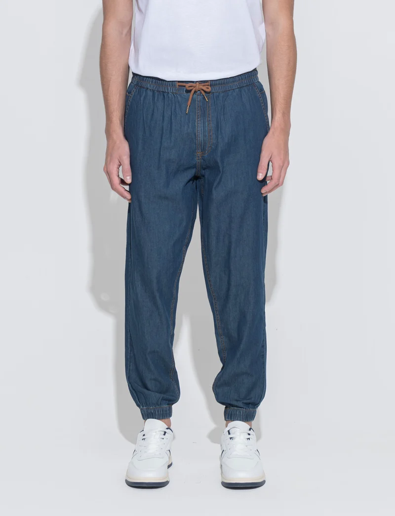 Jeans leggero chino jogger da uomo - Denim